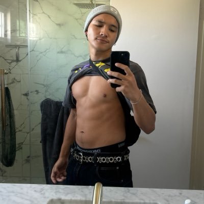 andrewakito's profile picture