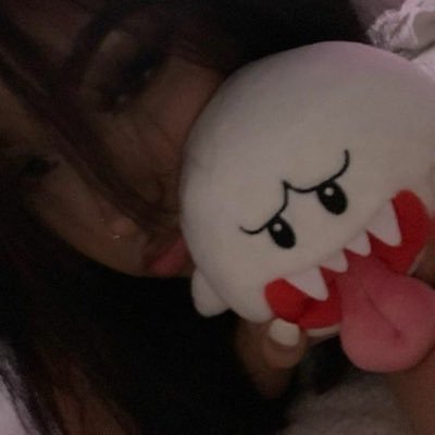 latinasmood's profile picture