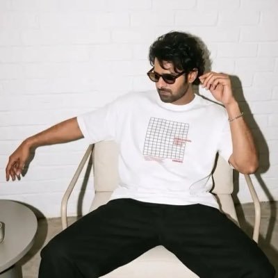 EditByDinesh's profile picture