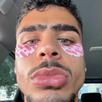 gaytwilightzone's profile picture
