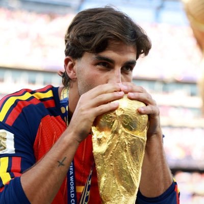 ana³³🇪🇸🦈 ferran world champion's profile picture