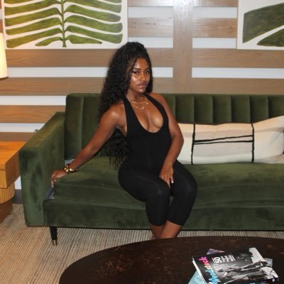 miaamercy's profile picture