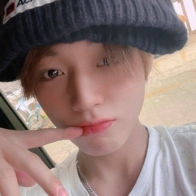 계절's profile picture