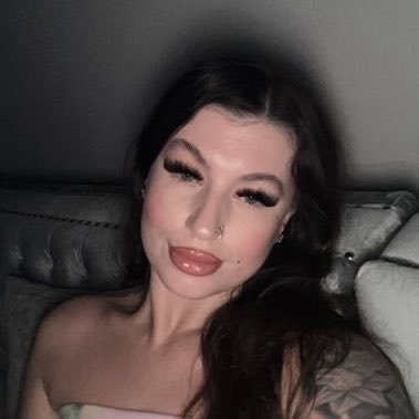 curve24175402's profile picture
