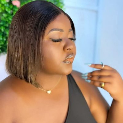 MubianaReginah's profile picture