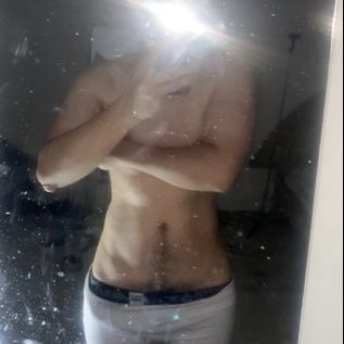 zx19920717's profile picture