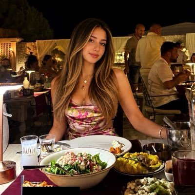 sellnoirr's profile picture