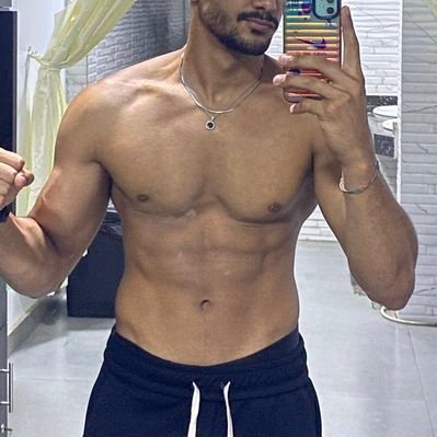 eman4ae's profile picture