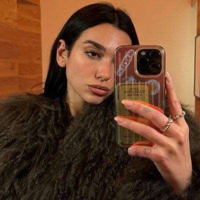 becca's profile picture