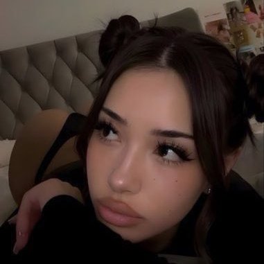 emily 🕷️'s profile picture