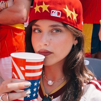 𝓪𝓷𝓮's profile picture