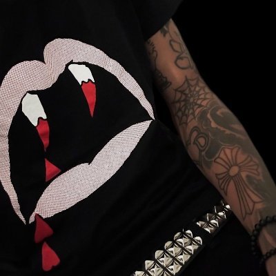 ravepast's profile picture
