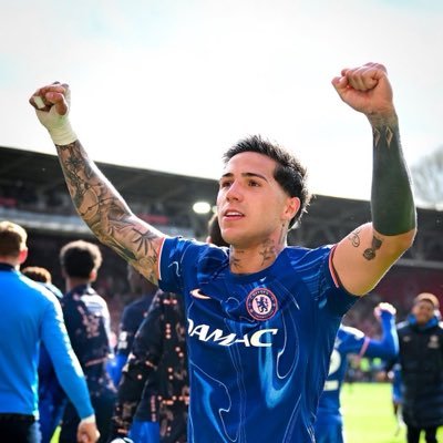 Largest223's profile picture