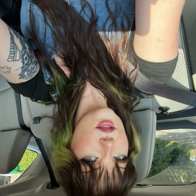 skygirl🌻's profile picture