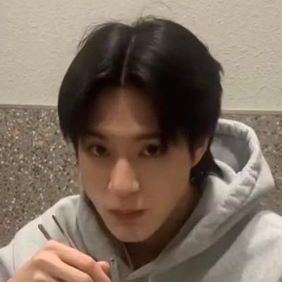 gay little jeno's profile picture