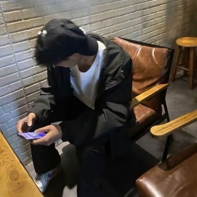 Zuxinggsqvb's profile picture