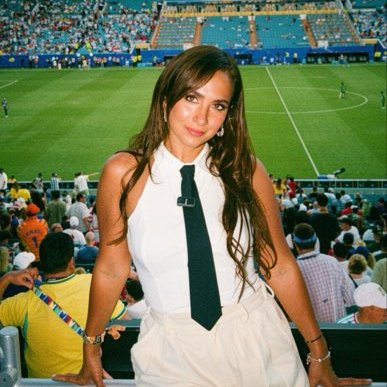María José Flores's profile picture