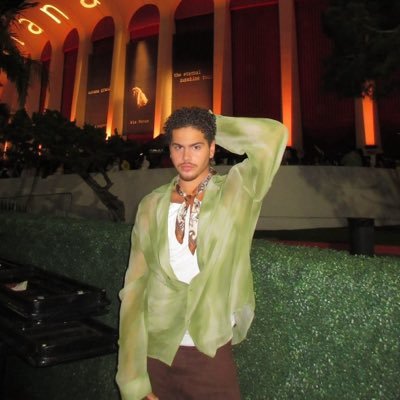 max's profile picture
