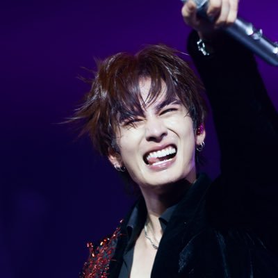 ɪs ᴍʏ sᴜɴғʟᴏᴡᴇʀ.파이 🌻's profile picture