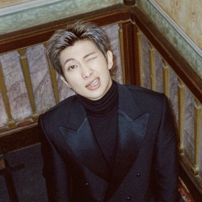 '⁷ is seeing bts 🫰🏻's profile picture