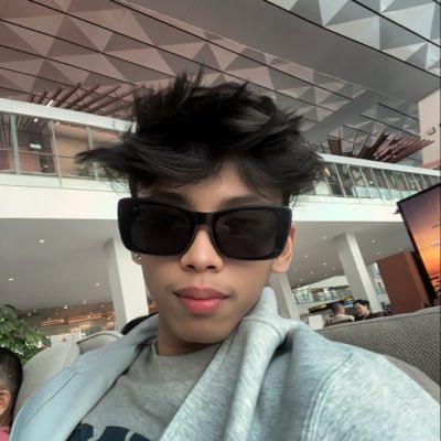 putra's profile picture