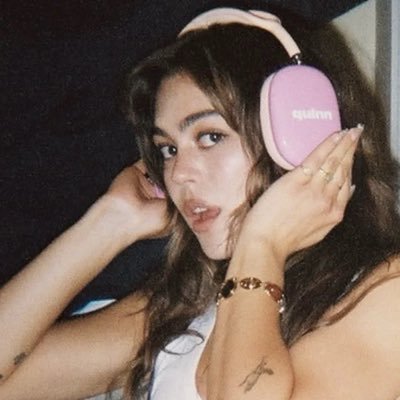 ariianasgf's profile picture