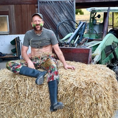 Varied_Master's profile picture