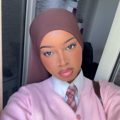 𝓸𝓾𝓶𝓸𝓾❦ 🌸's profile picture