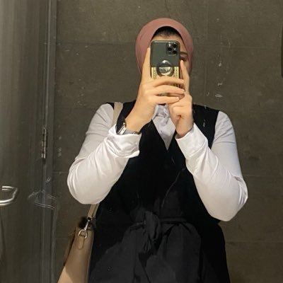 ๐๐จ๐๐๐ข๐๐ ๐๐๐ฆ๐๐ฅ's profile picture