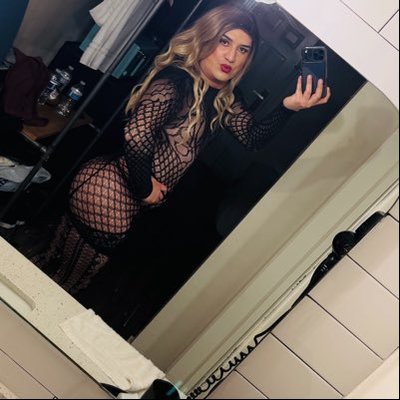 sissyycumdump's profile picture