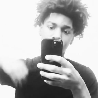 Dee's profile picture