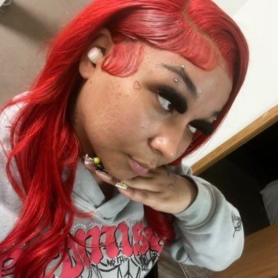 MsPrettylonerr's profile picture