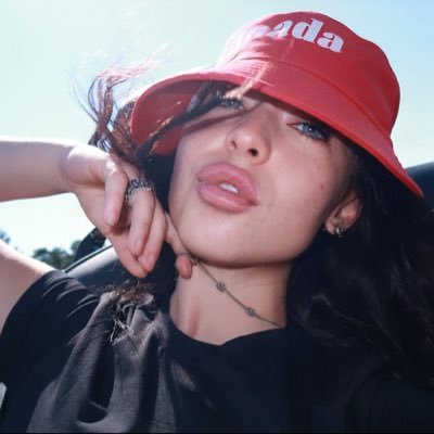 mikadontlouz's profile picture