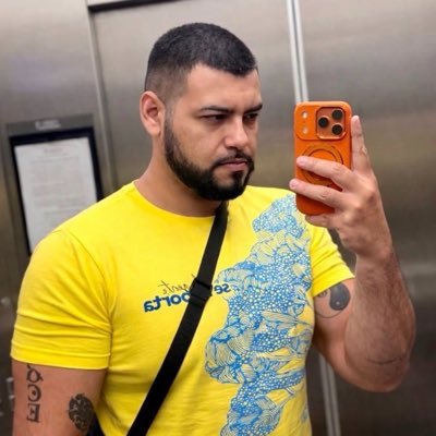 ursotropikal's profile picture
