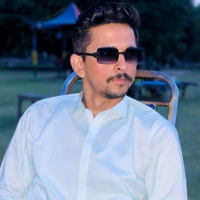 shahzeb___'s profile picture