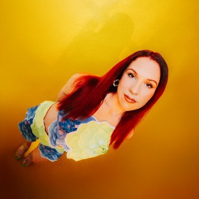 KATY B's profile picture