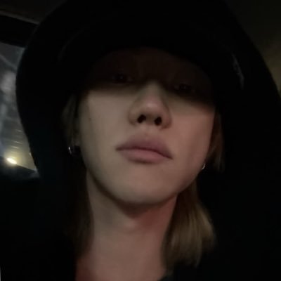 𖠋's profile picture