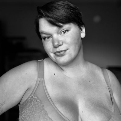 spoilemilygrace's profile picture