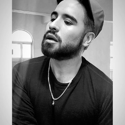Half-animal Half-man 🐺's profile picture