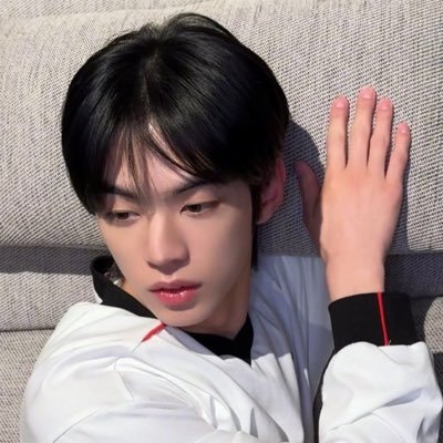 iuvsaki's profile picture