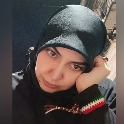 فاطمه بردبار's profile picture