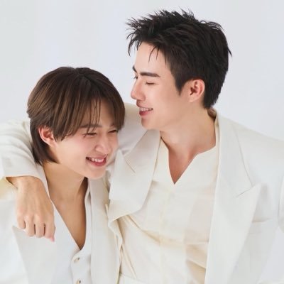low_may114's profile picture