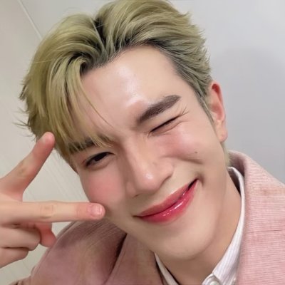 adeng4ly's profile picture