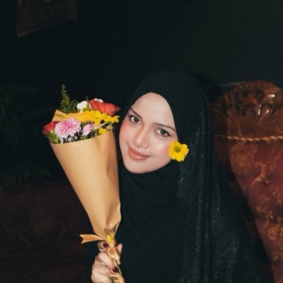 _zahwareza's profile picture