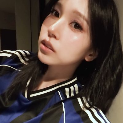 em 𓃮's profile picture