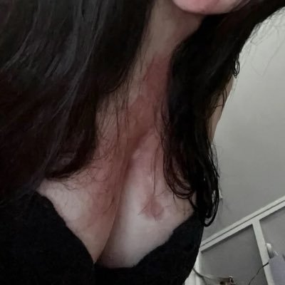 mommyevuh's profile picture