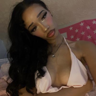 princessologie's profile picture