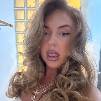 Crazy4cece's profile picture