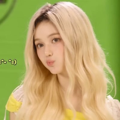 딸기✋'s profile picture