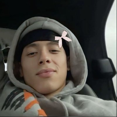 angie🪽's profile picture